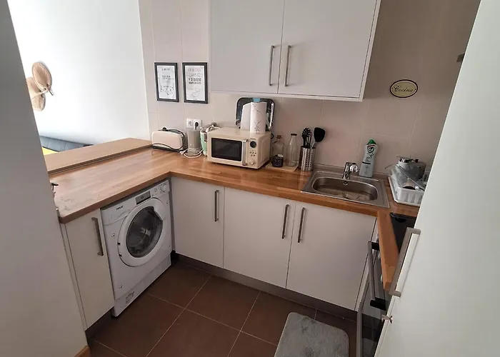 Διαμέρισμα Aliving Colo *